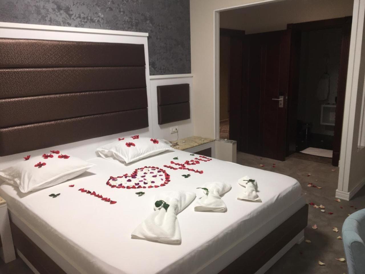 Hotel Admiral Prizren Eksteriør bilde