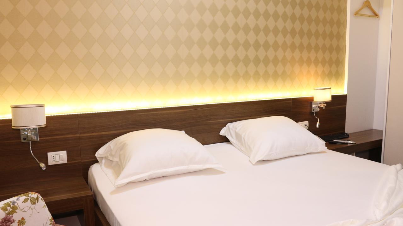 Hotel Admiral Prizren Eksteriør bilde