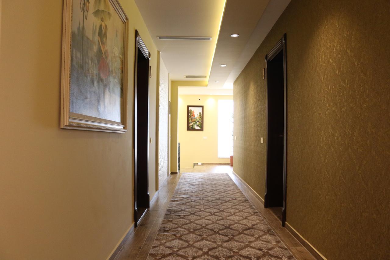 Hotel Admiral Prizren Eksteriør bilde