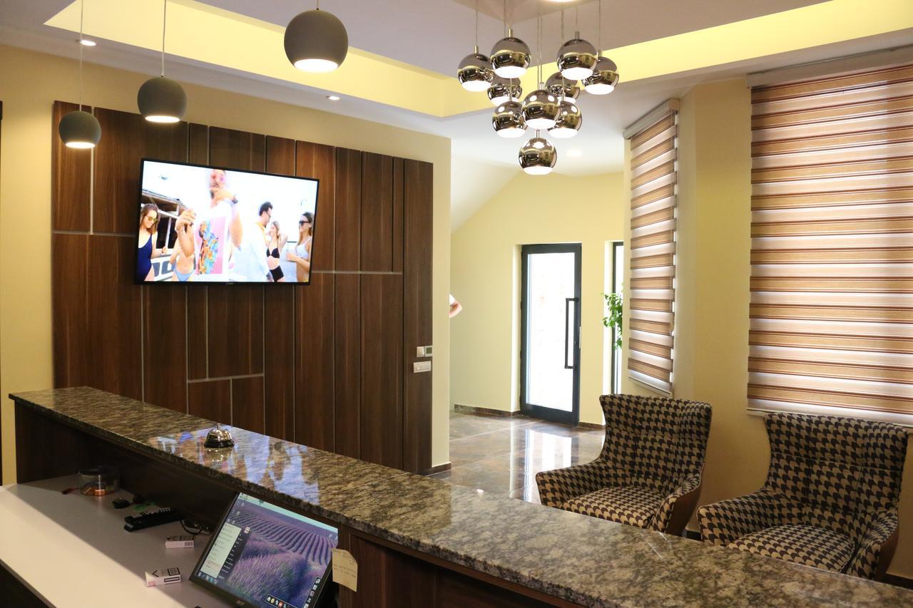 Hotel Admiral Prizren Eksteriør bilde