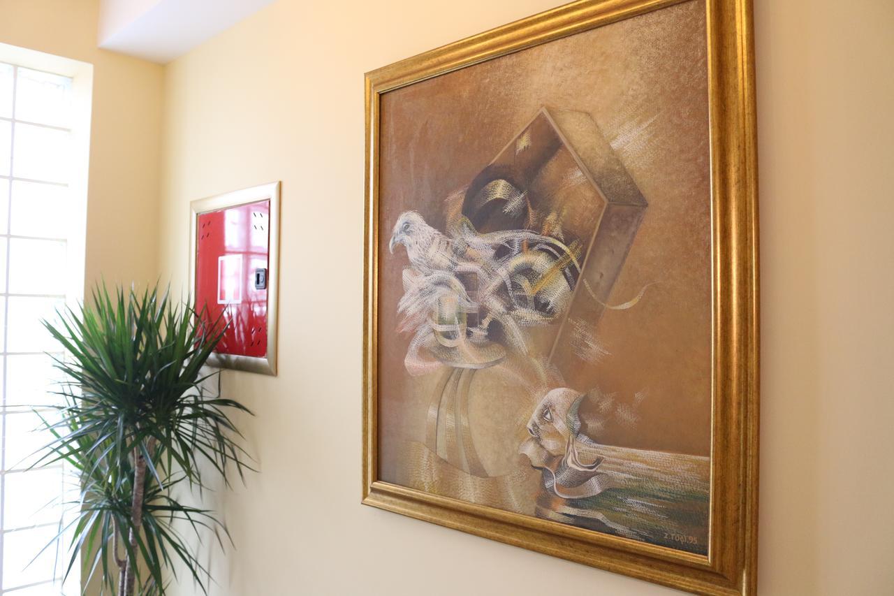 Hotel Admiral Prizren Eksteriør bilde