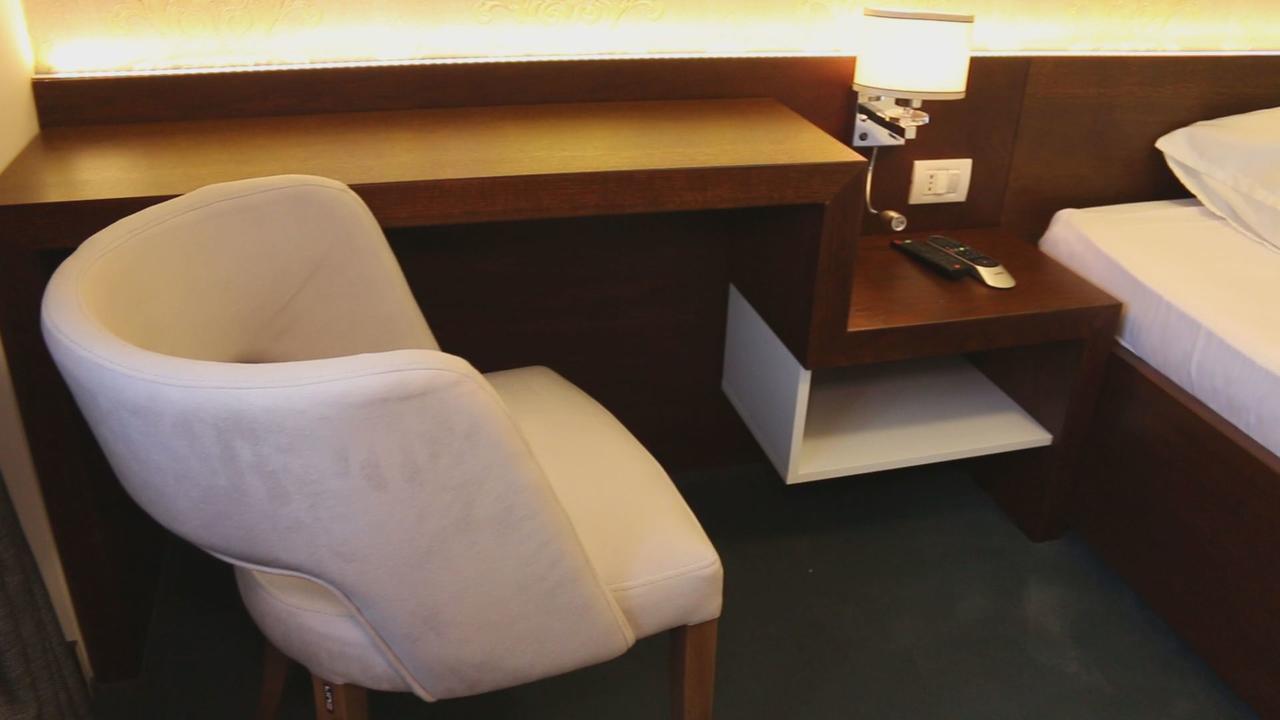 Hotel Admiral Prizren Eksteriør bilde