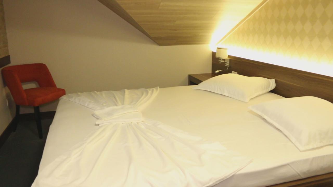 Hotel Admiral Prizren Eksteriør bilde